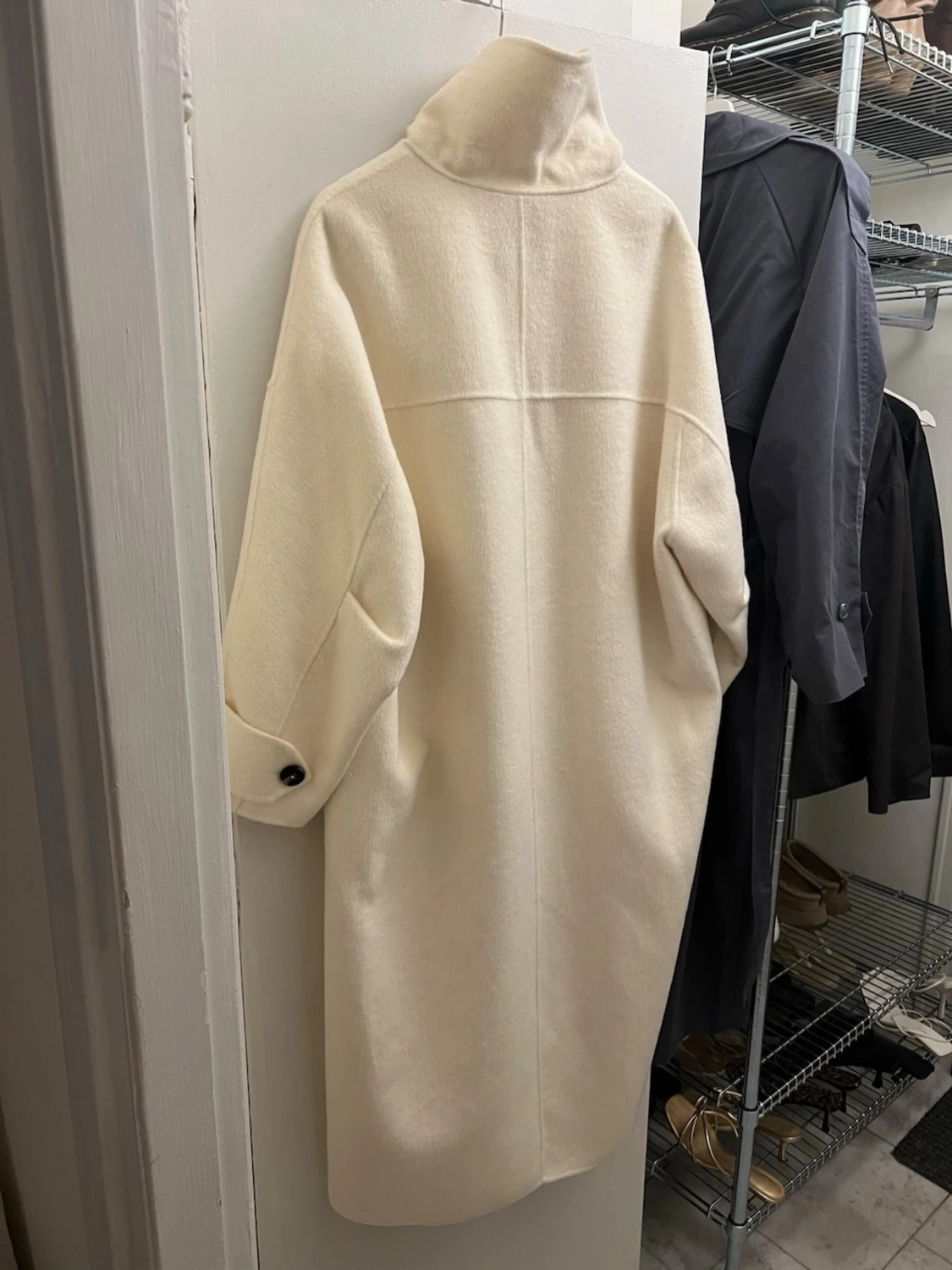 Mango ullkappa med trattkrage - 4