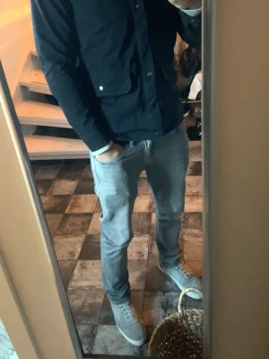 Levi's 511 jeans - Inget slitage || W32 L32 || Passform - Slim fit || 