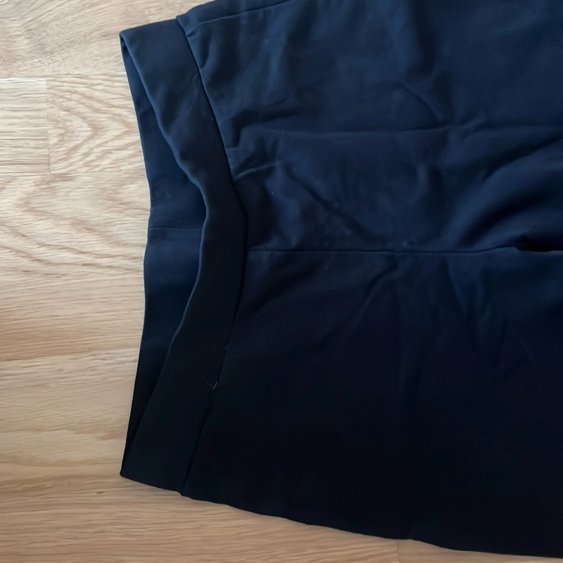 Svarta bootcut byxor med hög midja - 3