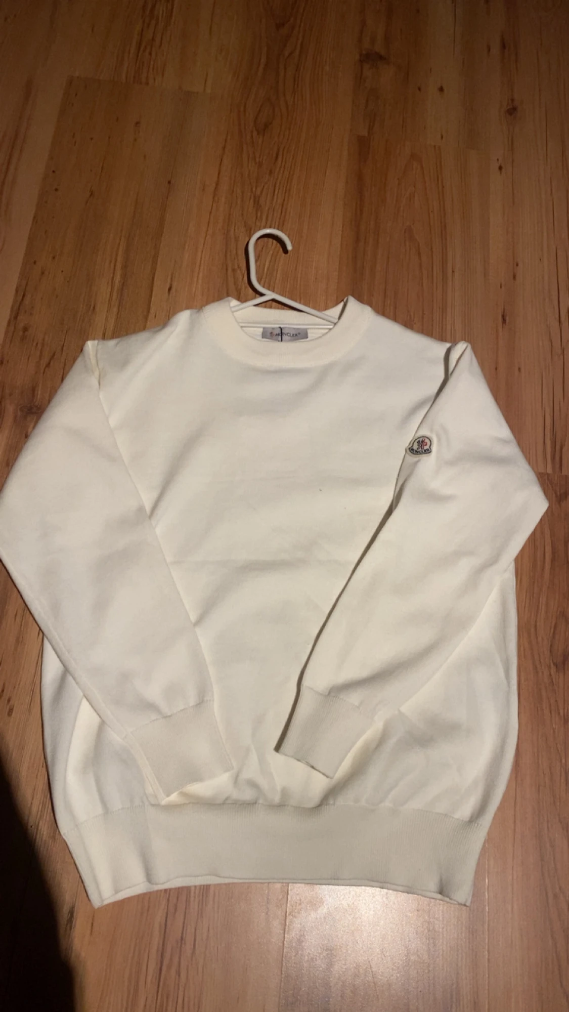 Vit sweatshirt från Moncler