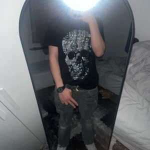 Philip Pleine  - Philip pleine t shirt size S men den var lite för stor för mig kan sälja billigare för snabba affär