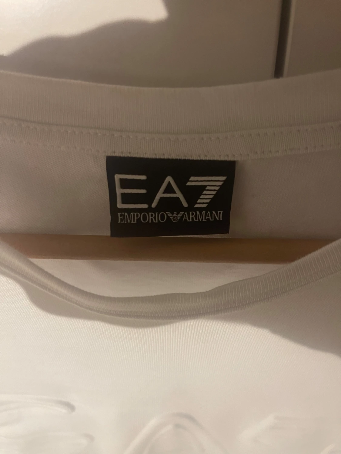 Vit EA7 t-shirt  - 3