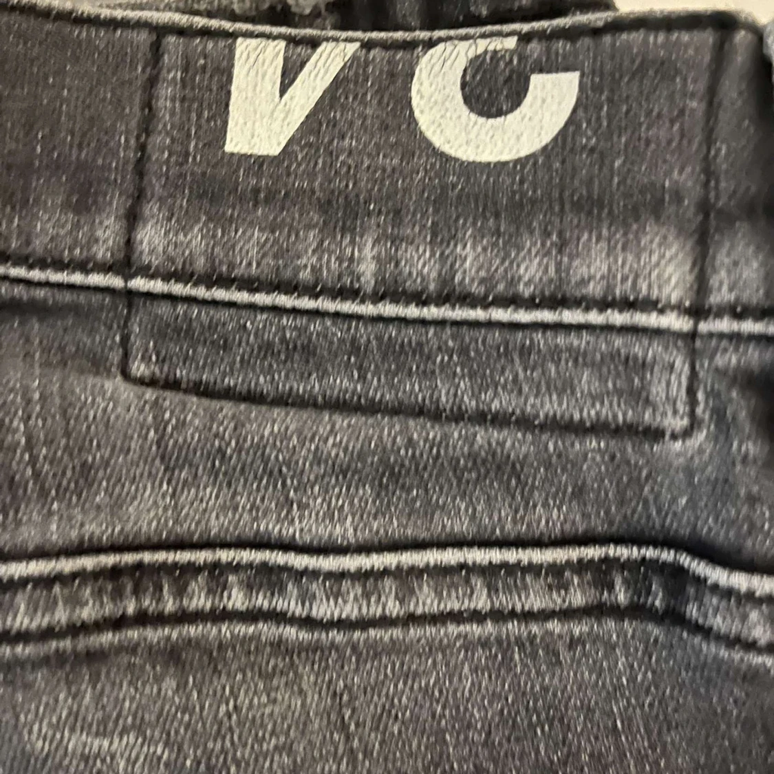 Grå jeans från Dondup  - 3