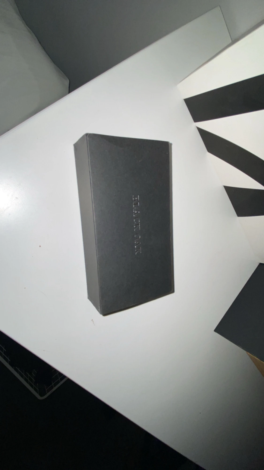 Svart klocka från Black Oak - 3