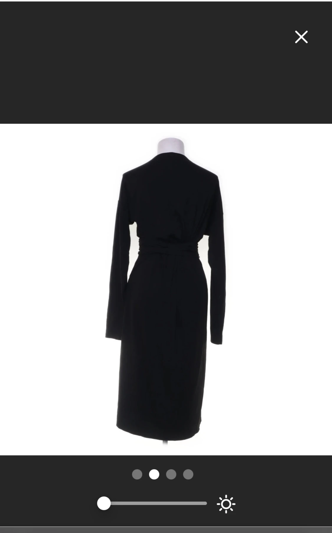 Svart omlottklänning från NLY Trend - 1