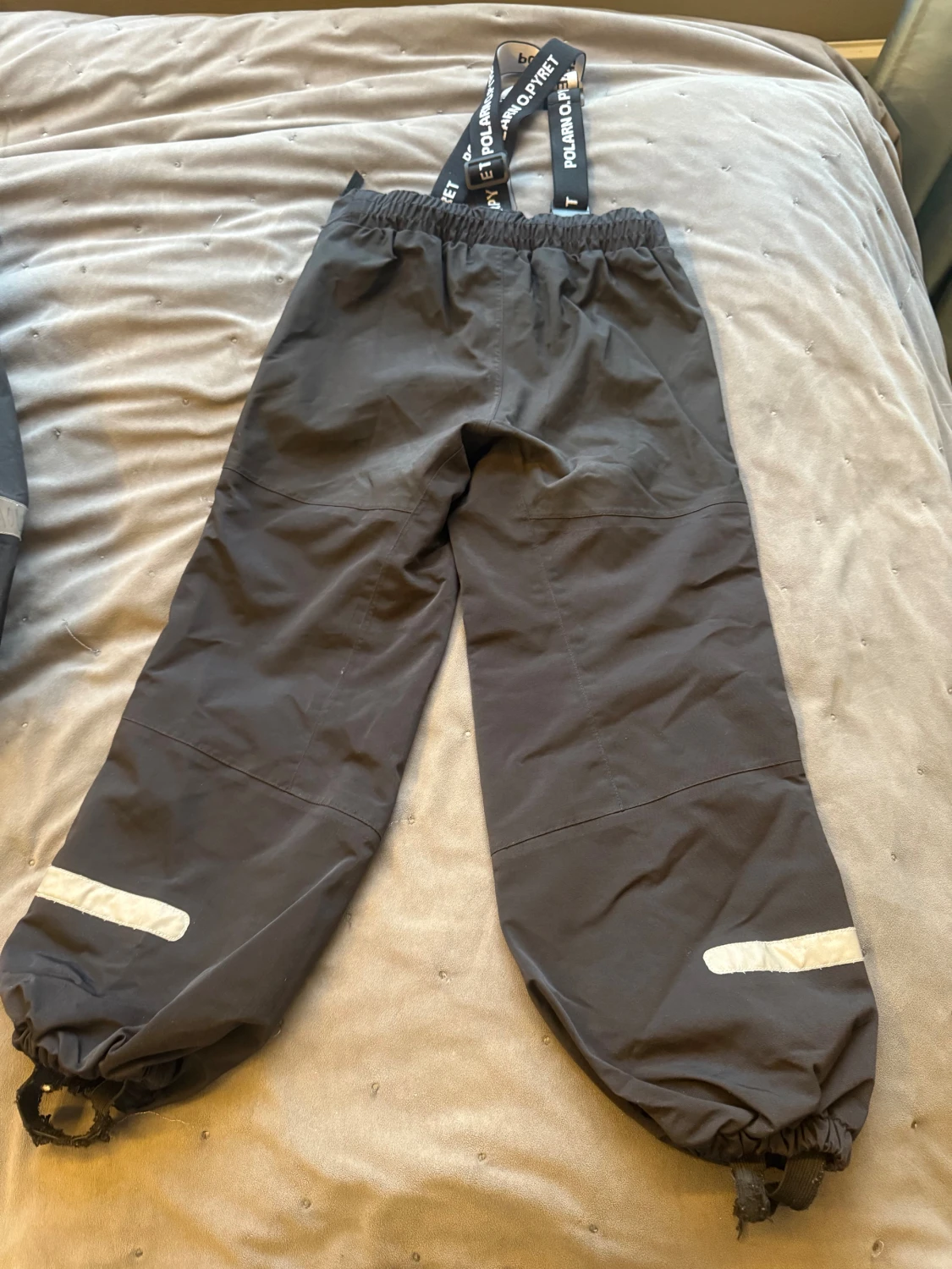 Svarta skalbyxor från Polarn O. Pyret - 2