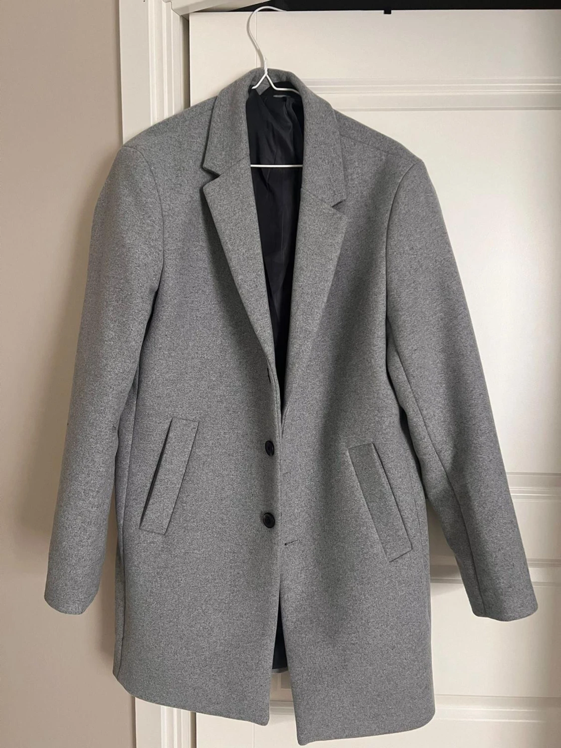 Ljusgrå kort kappa från Jack & Jones - 4