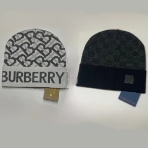Burberry mössa + lv mössa - Helt ny, skickas inom kortaste tiden!