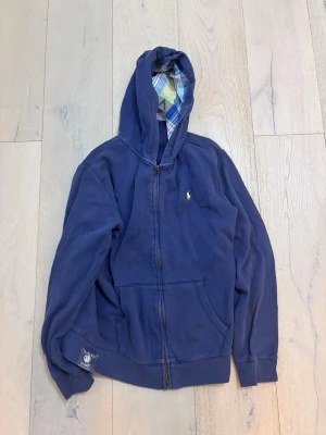 Ralph lauren hoodie S - Blå/lila färg