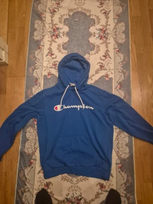 Champion hoodie - Bra fin bra för vintern varm