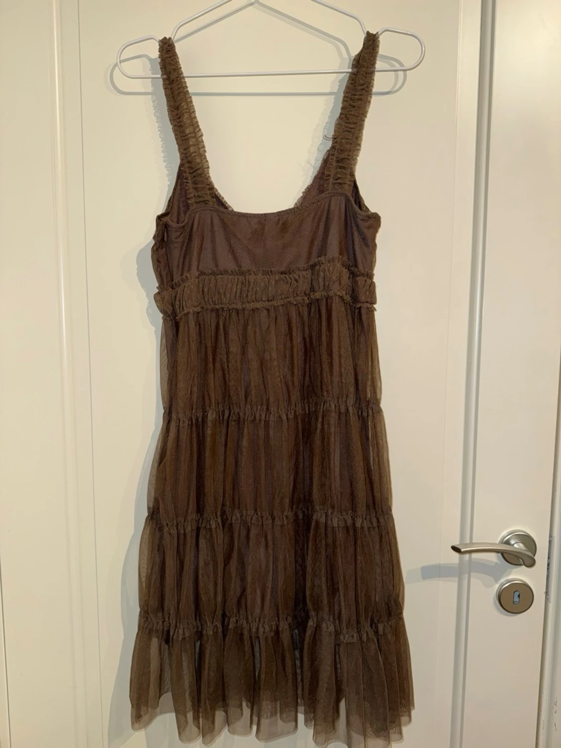 Brun tyllklänning från only - 2