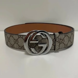 Gucci bälte beige - Helt ny