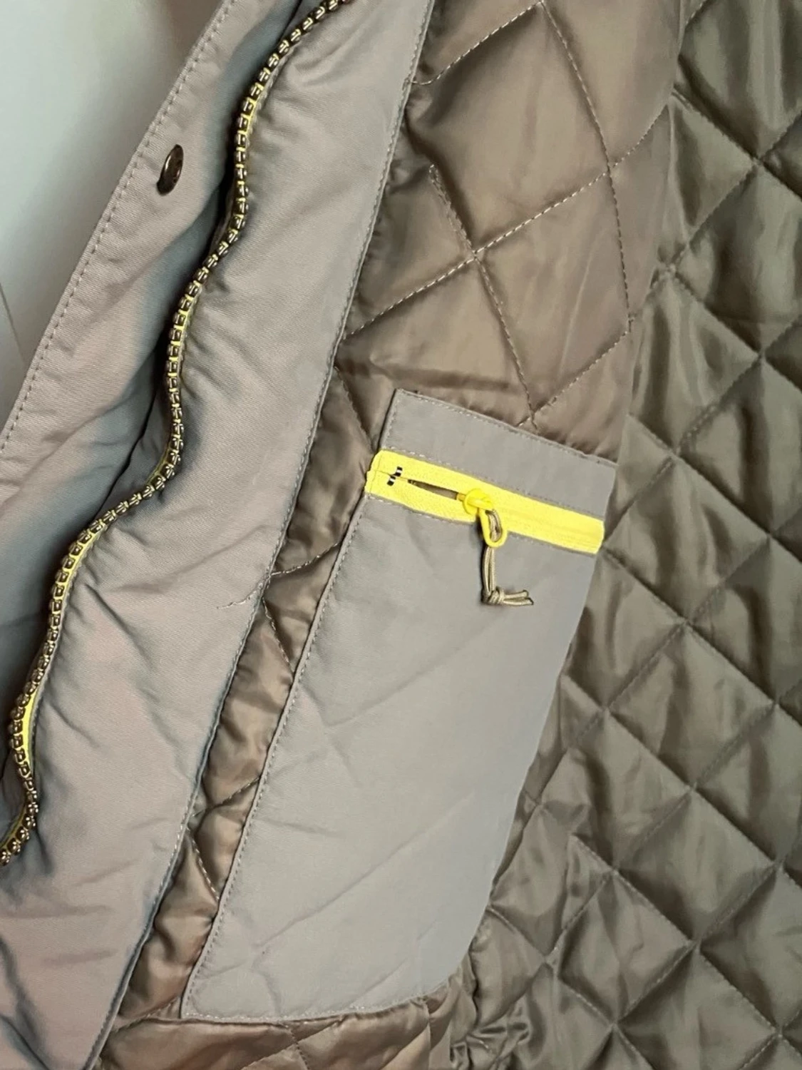 Grå parkajacka från Didriksons, strl 38 - 3