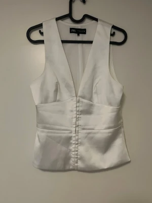 Satin topp  - Jättefin 