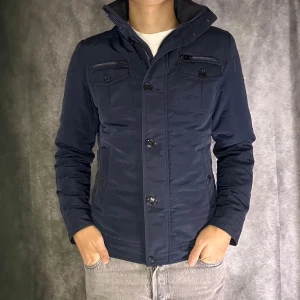 J.lindberg vinterjacka - Mycket fint skick | Size S passar M  | fraktar spårbart inom 24 timmar |  för att köpa klicka ” köp nu” | vid frågor skriv ett meddelande |