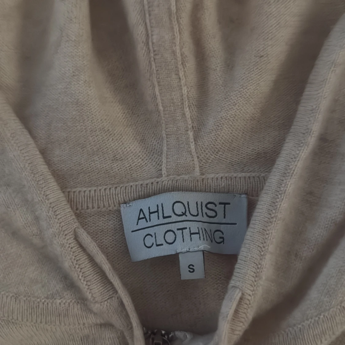 Beige hoodie med dragkedja kashmir  - 2