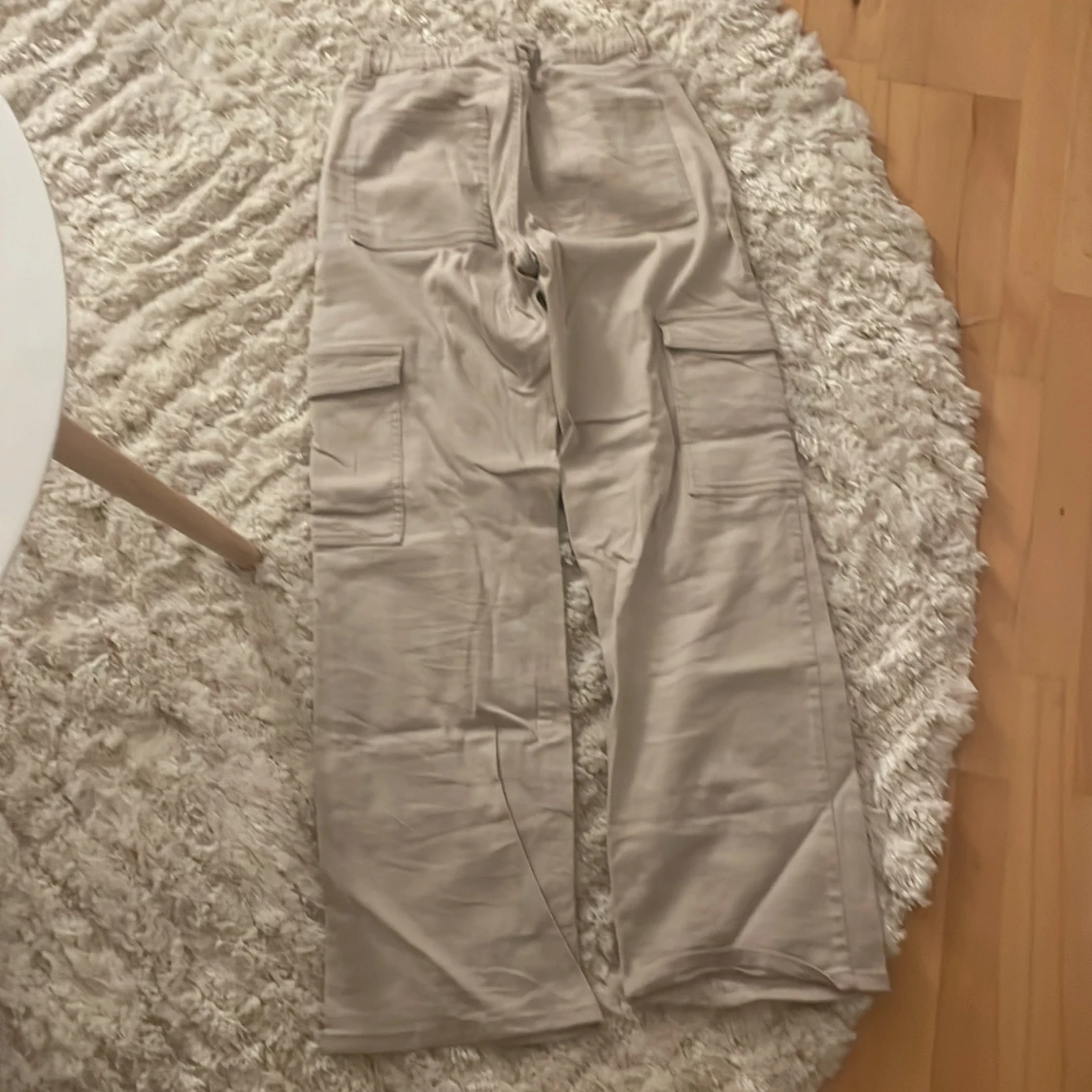 Beiga cargobyxor från Kappahl, stl 164 - 2