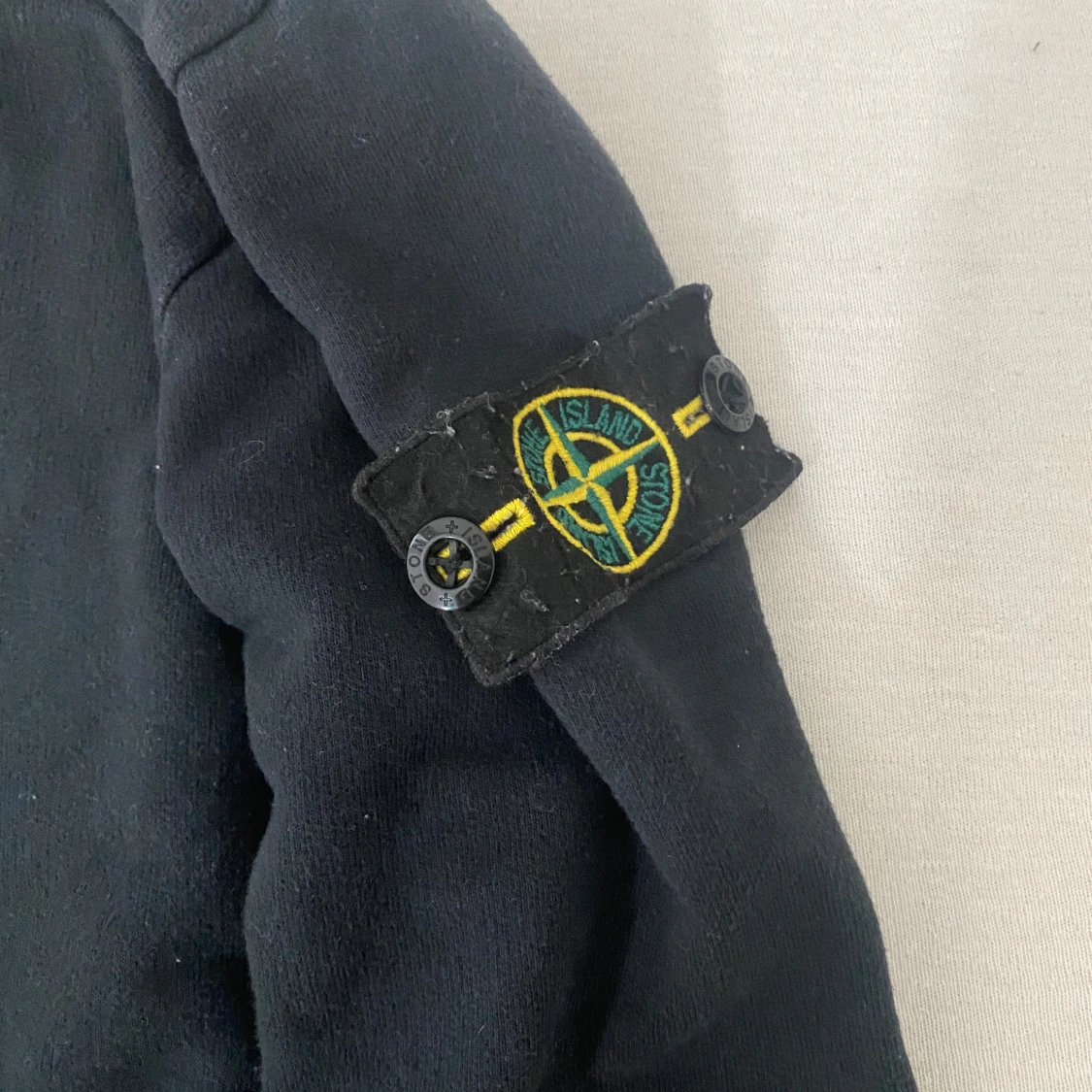 Svart Stone Island sweatshirt L - 1