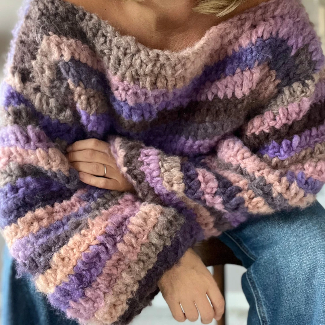 Randig chunky stickad tröja lila/rosa - 2