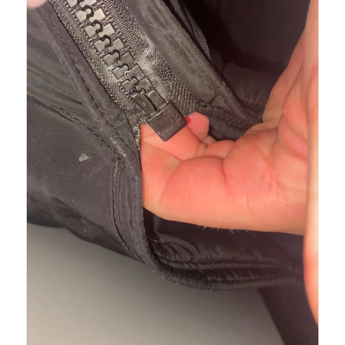 Svart lång pufferjacka Hollies päls - 4