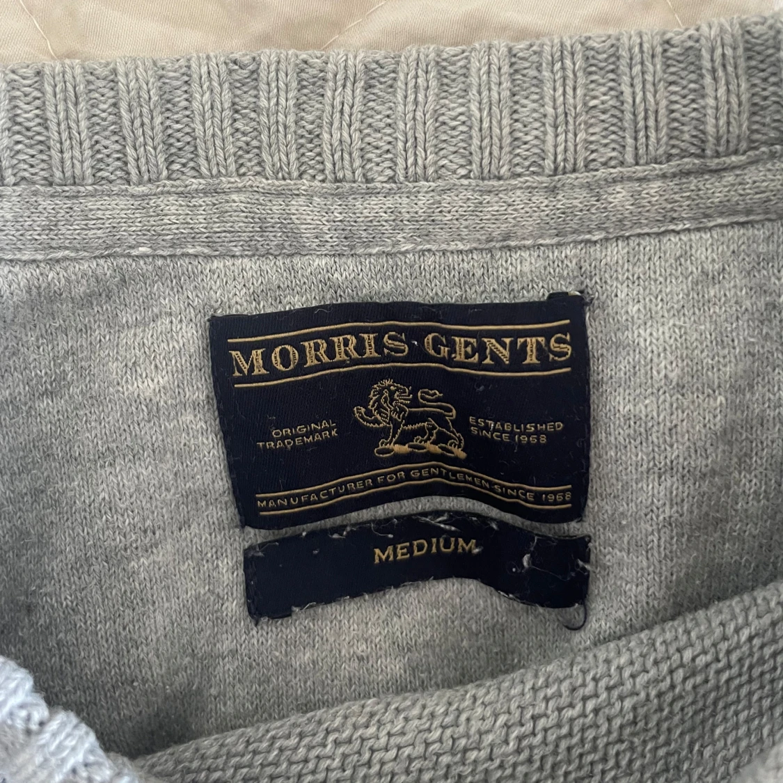 Grå stickad tröja från Morris - 2