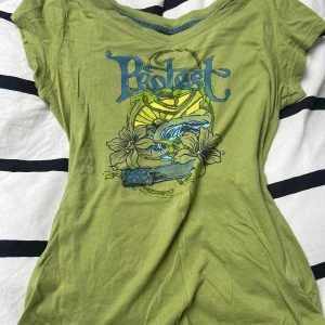 2000s T-shirt - Jättesöt 2000s stil tröja 