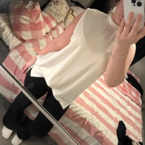 Vit halterneck t-shirt - Vit halterneck t-shirt 💕