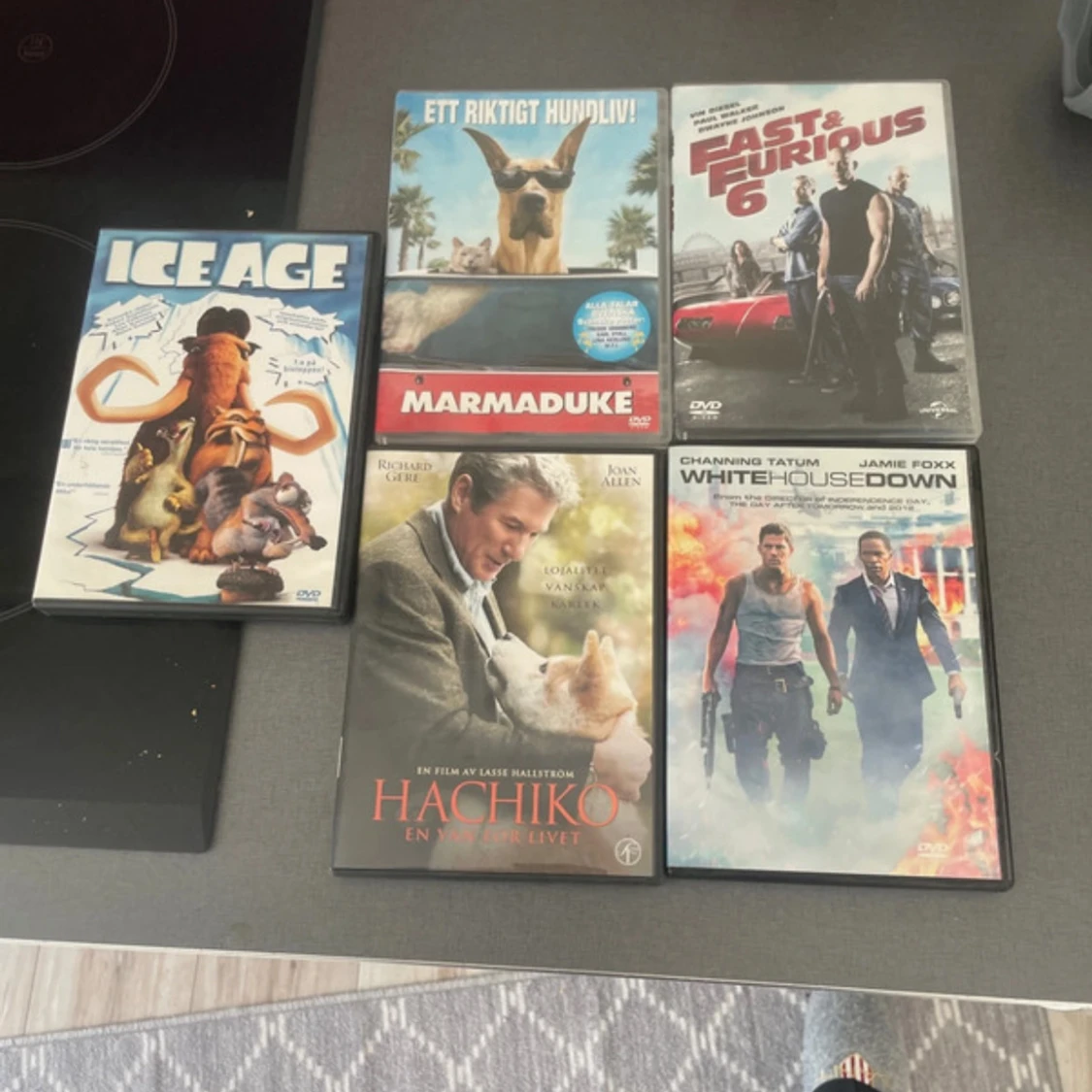 Samling av DVD filmer