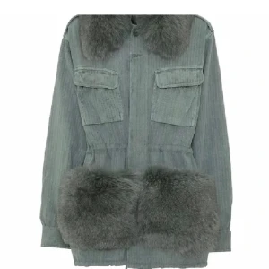 Custommade jacka  - Säljer min älskade custommade i super bra skick! Sänker inte priset💓