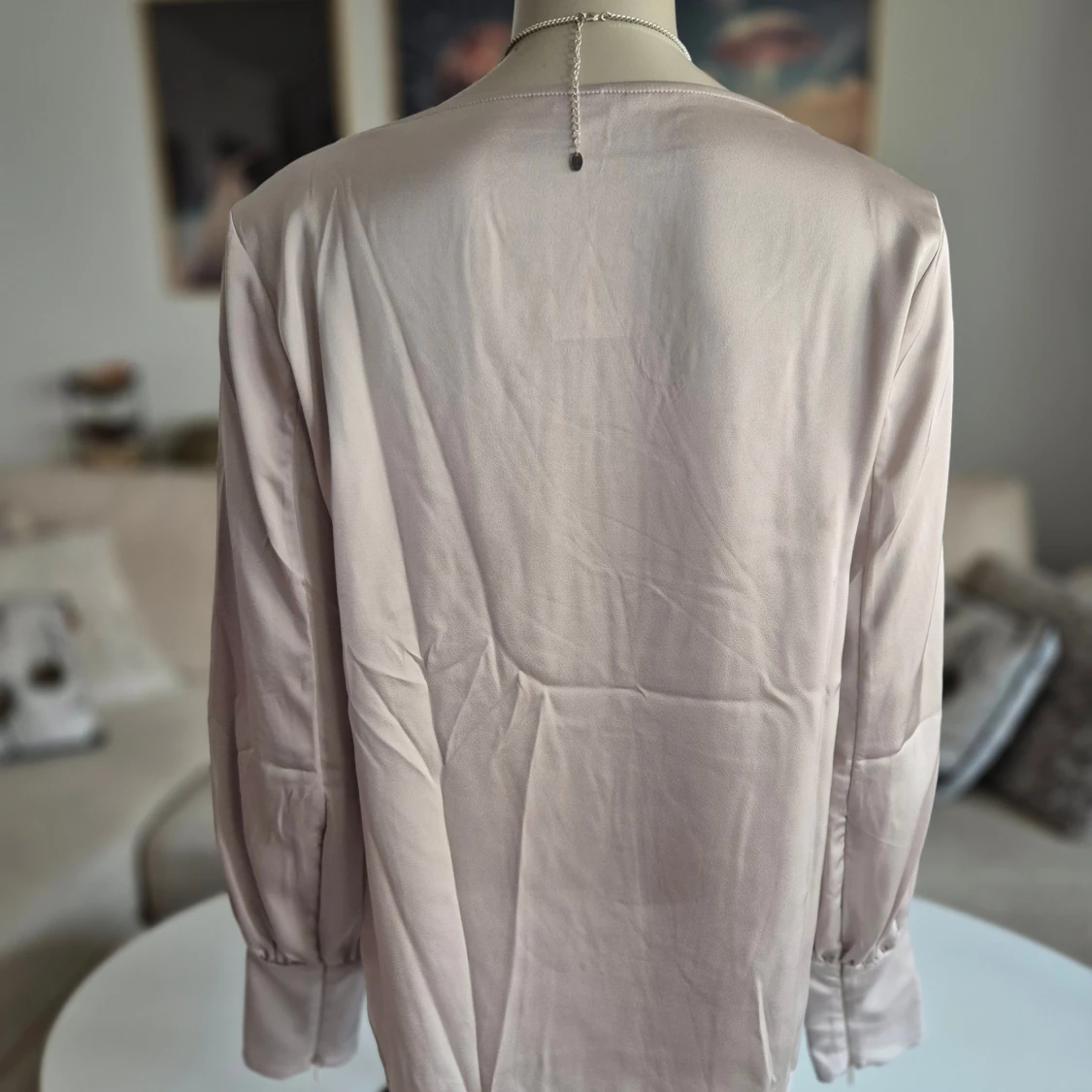 Vacker blus * stl S-M * slutsåld * oanvänd - 1