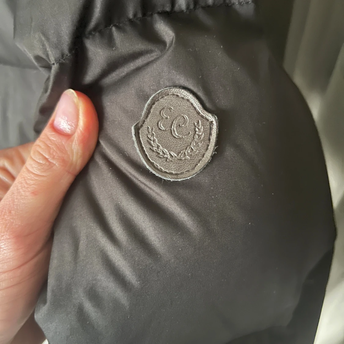 Svart pufferjacka från Etirel - 3