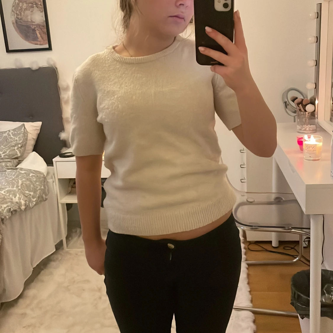 Beige stickad tröja från H&M XS