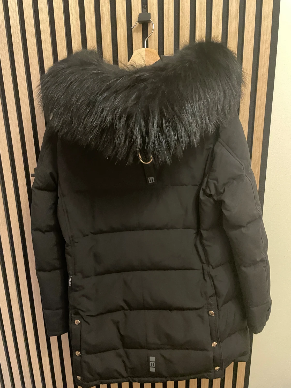 Svart dunjacka Hollies med fuskpäls - 1