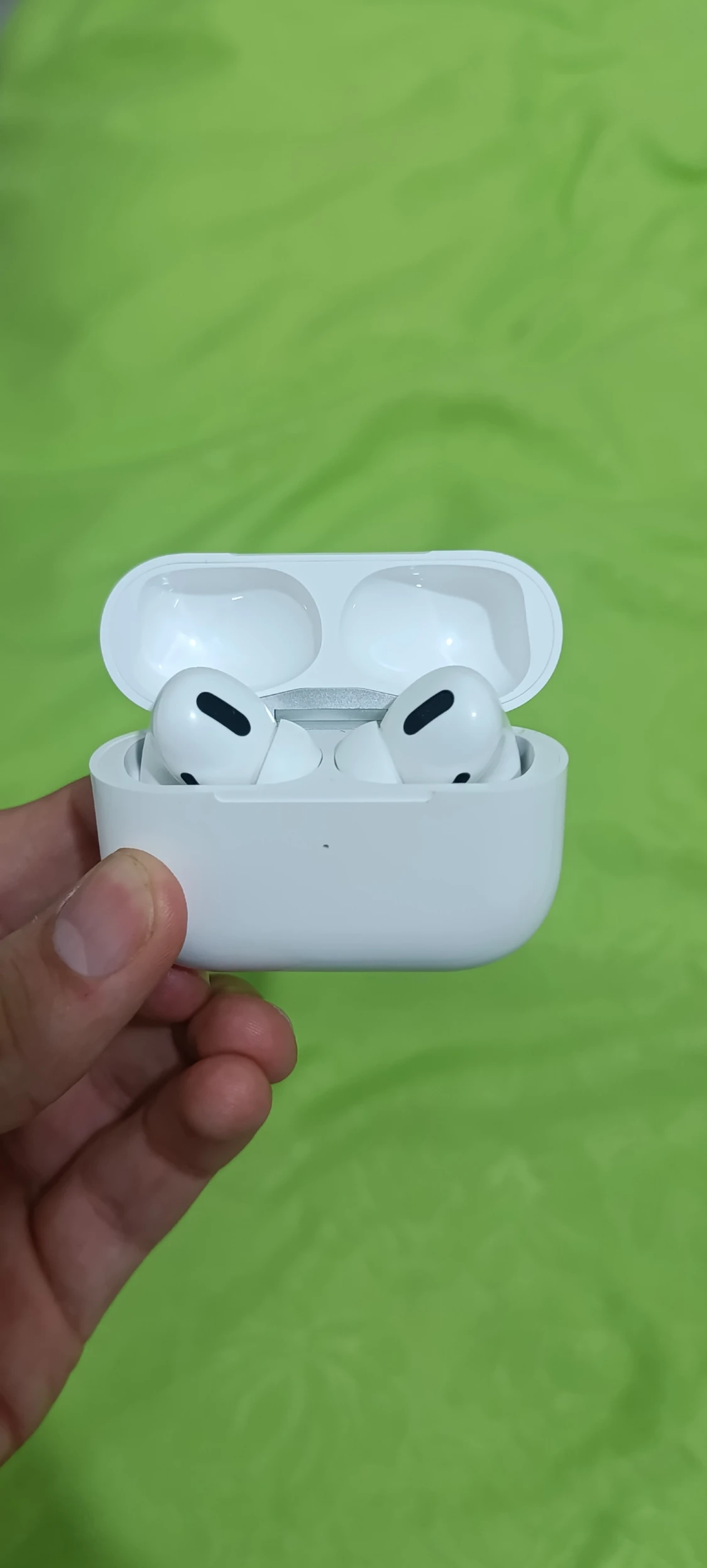 AirPods Pro - 1