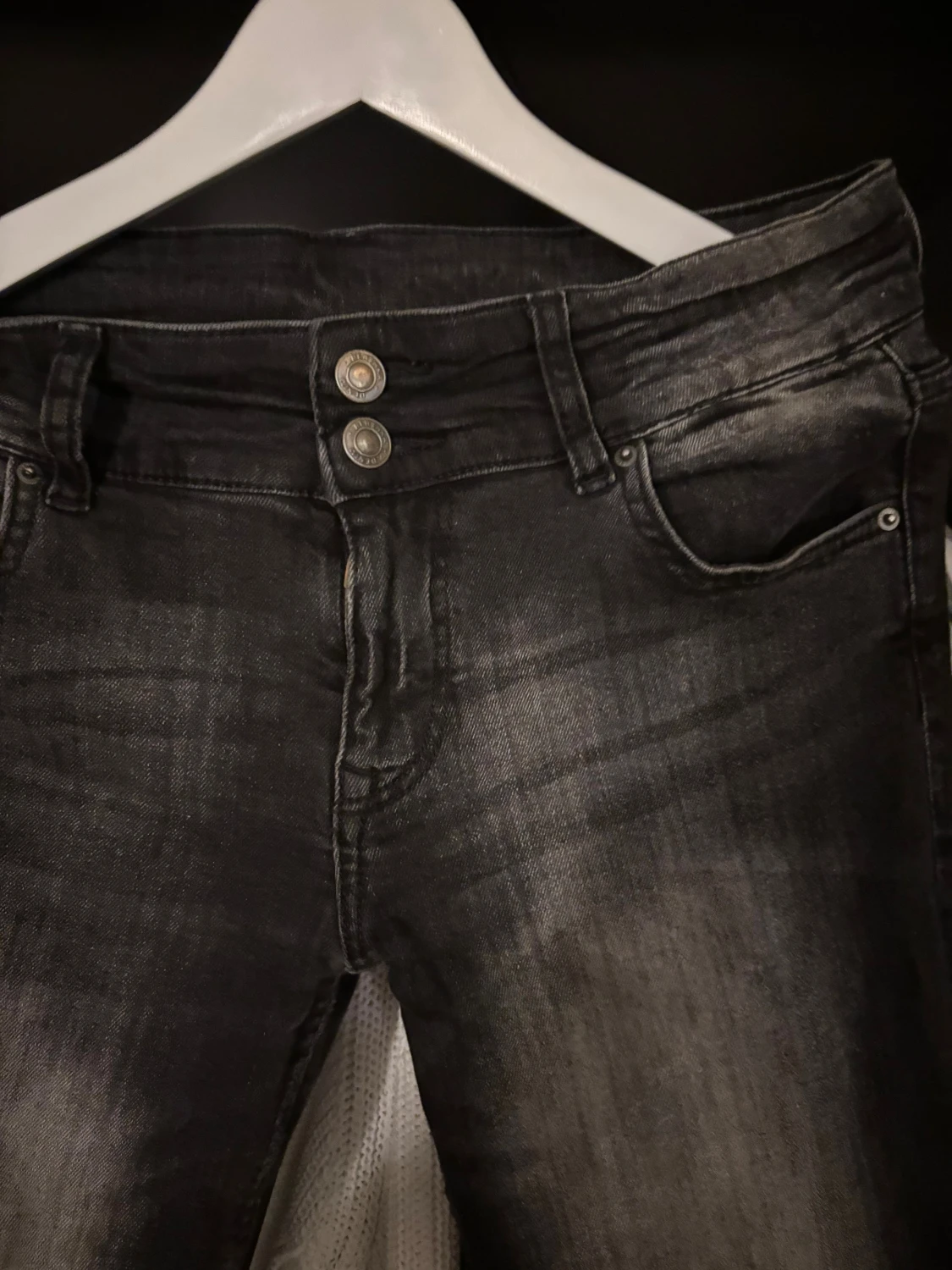 Svarta bootcut jeans - 1