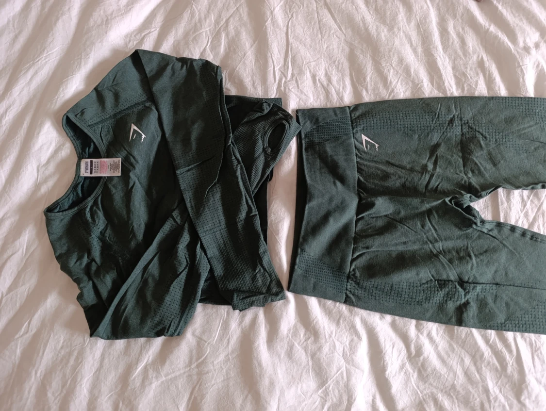 Mörkgrönt set från Gymshark - 1