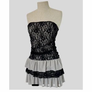 🙏🏻SÖKER 🙏🏻 - Söker denna typ av klänning, då jag inte hittar någon riktigt bra sida hittills. Har du en? Vet du var man kan köpa denna eller likande så hör av dig! 