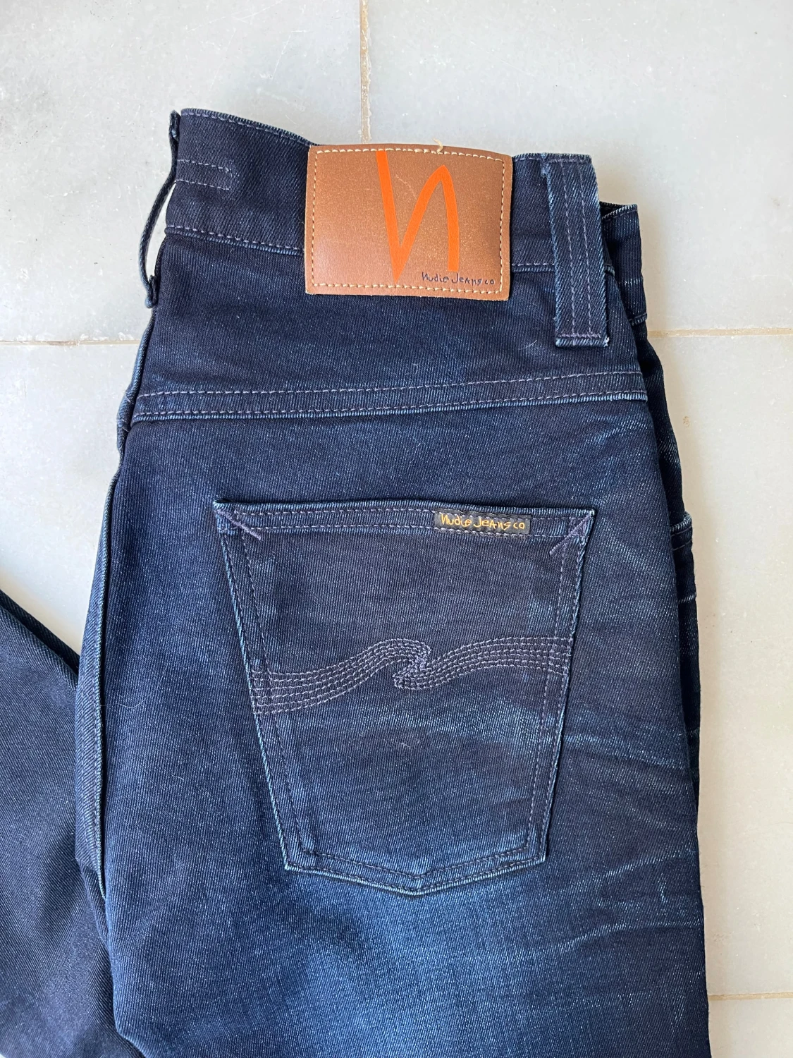 Mörkblå jeans från Nudie Jeans - Grim Tim - 3