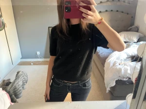 Stickad T-shirt - jätte najs basic tröja 🩷🩷🩷