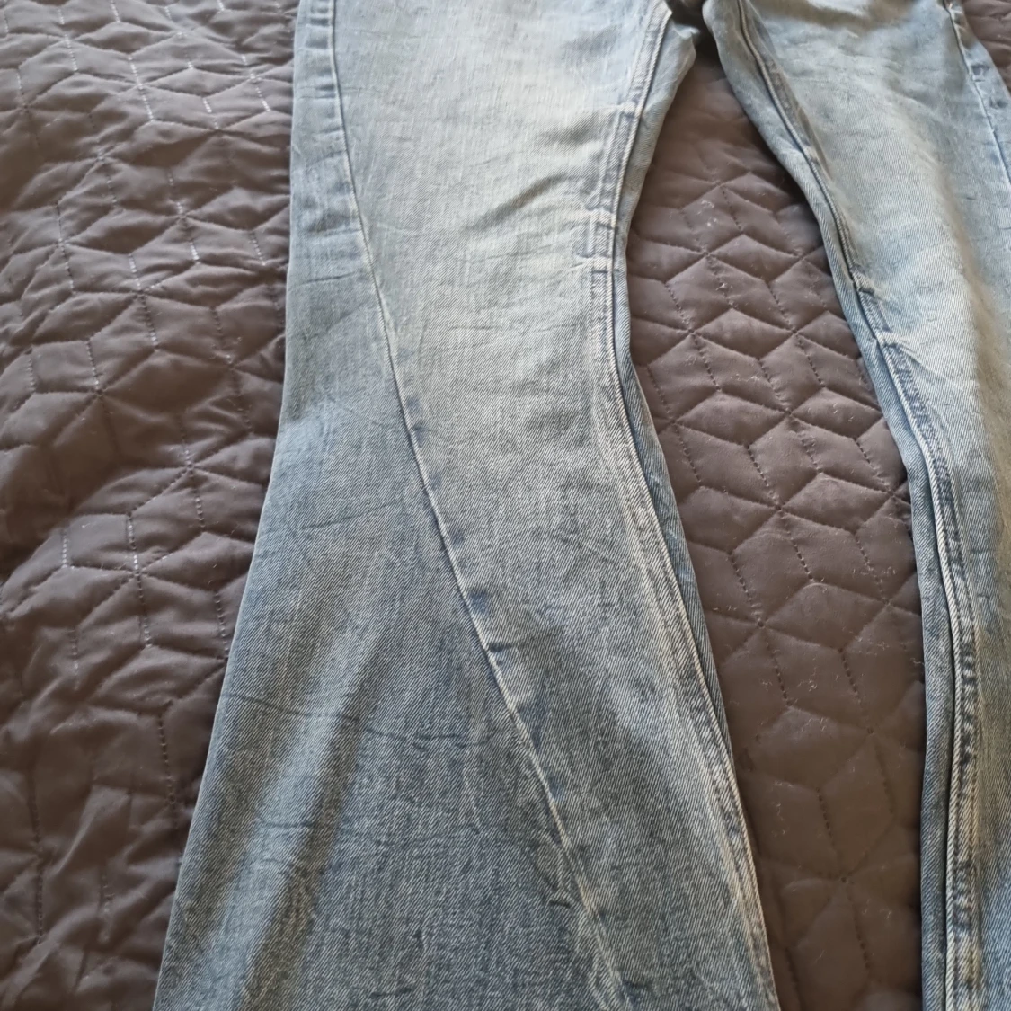 Bootcut jeans från Weekday ljusblå - 1