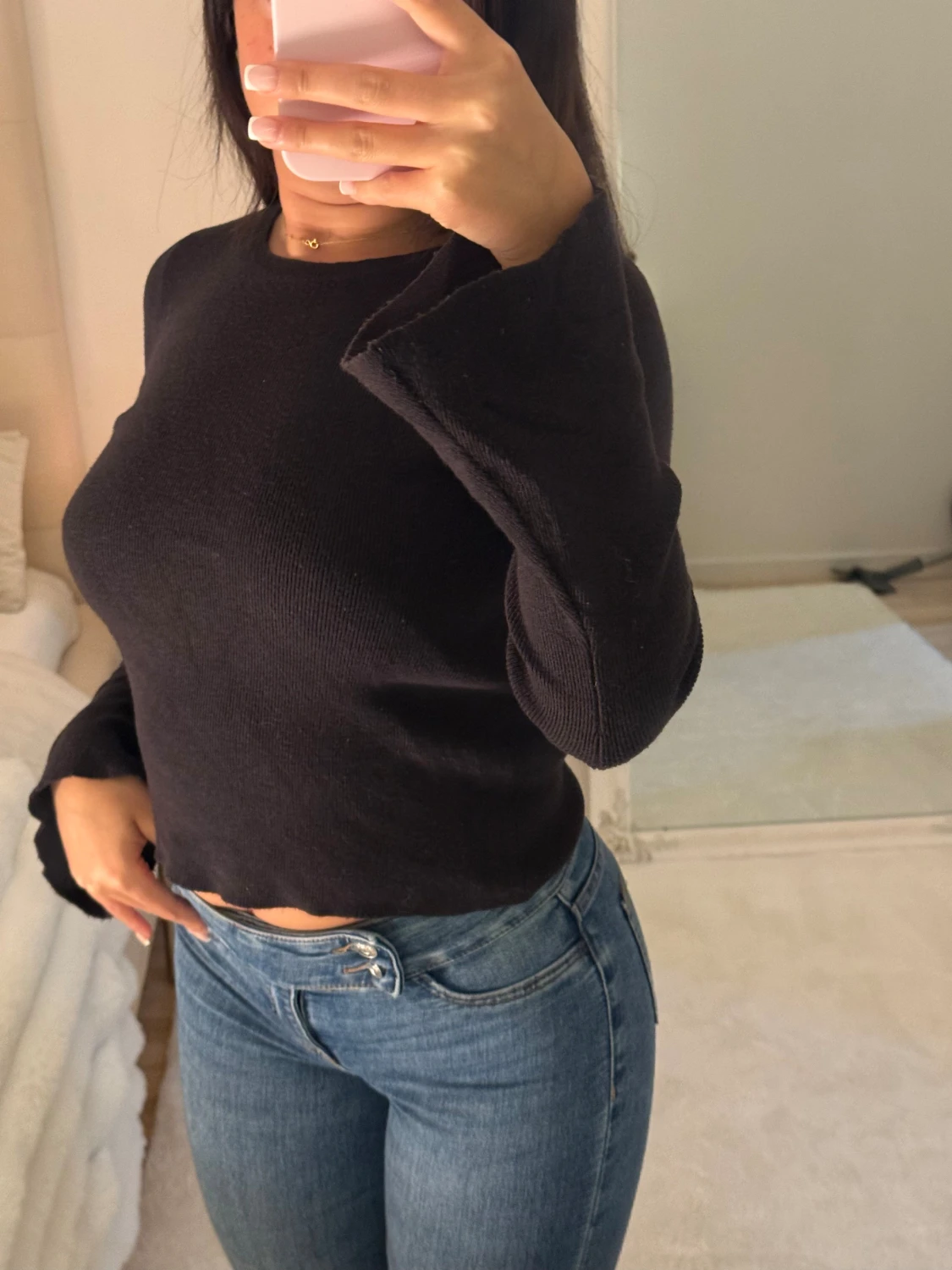 Svart croppad stickad tröja - 1