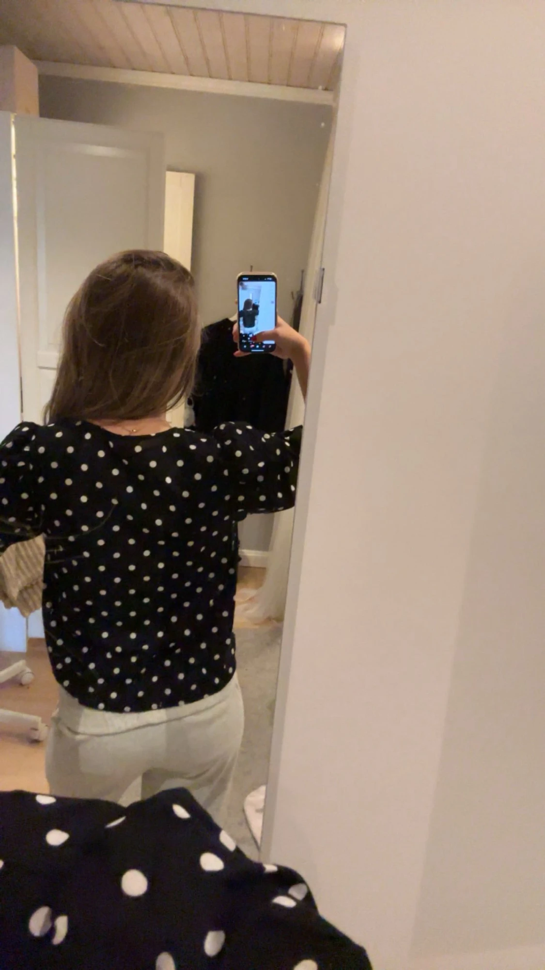 Svart prickig blus från Dobber - 2