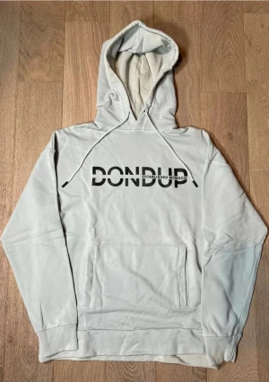 Dondup hoodie  - Säljer nu min feta Dondup hoodie e mycket bra skick. Tag finns kvar