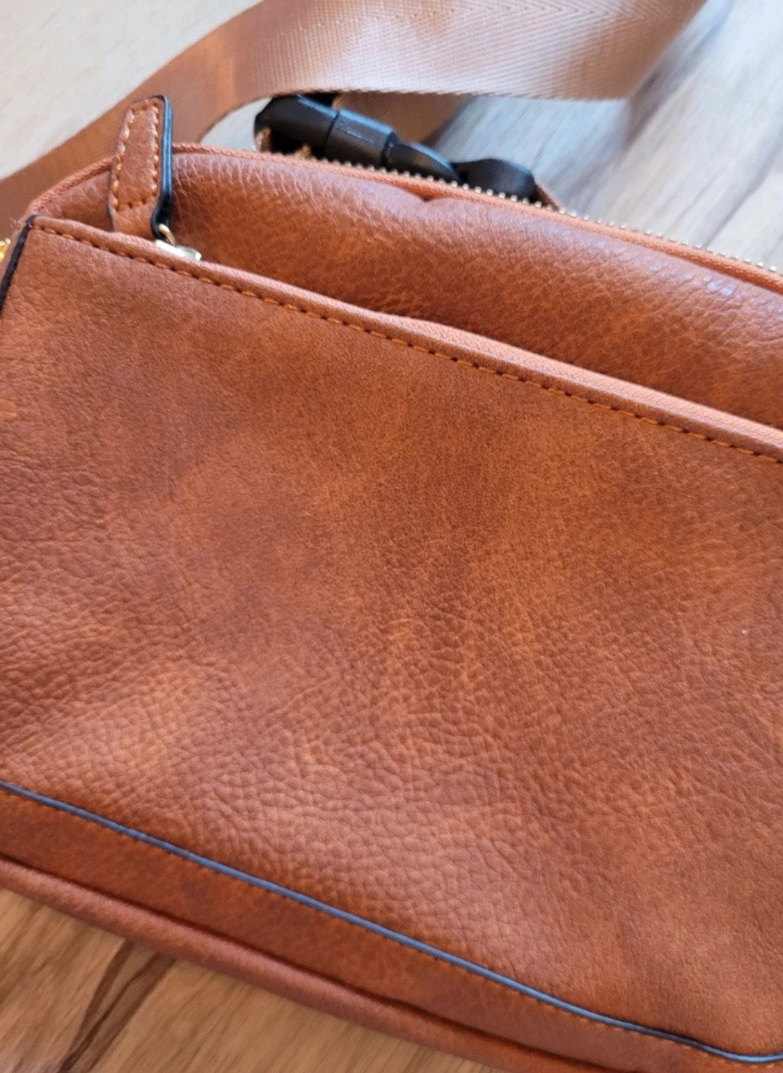 Brun axelväska i skinn - 3