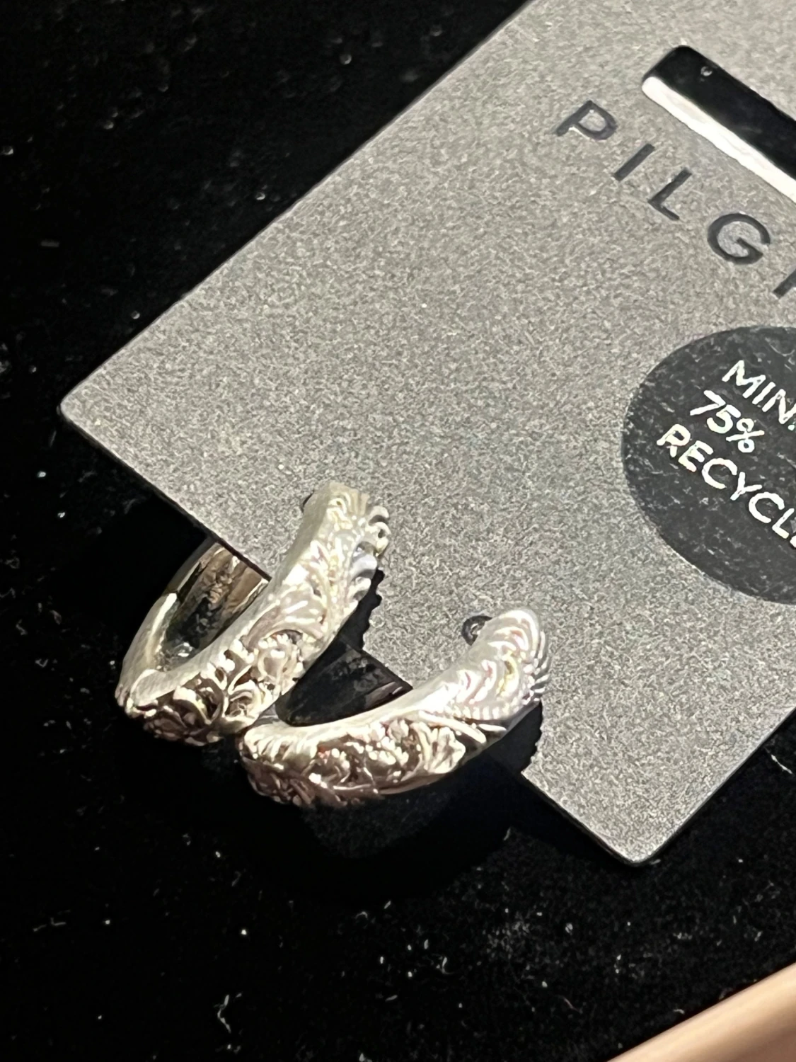 Silverfärgade örhängen från Pilgrim - 2