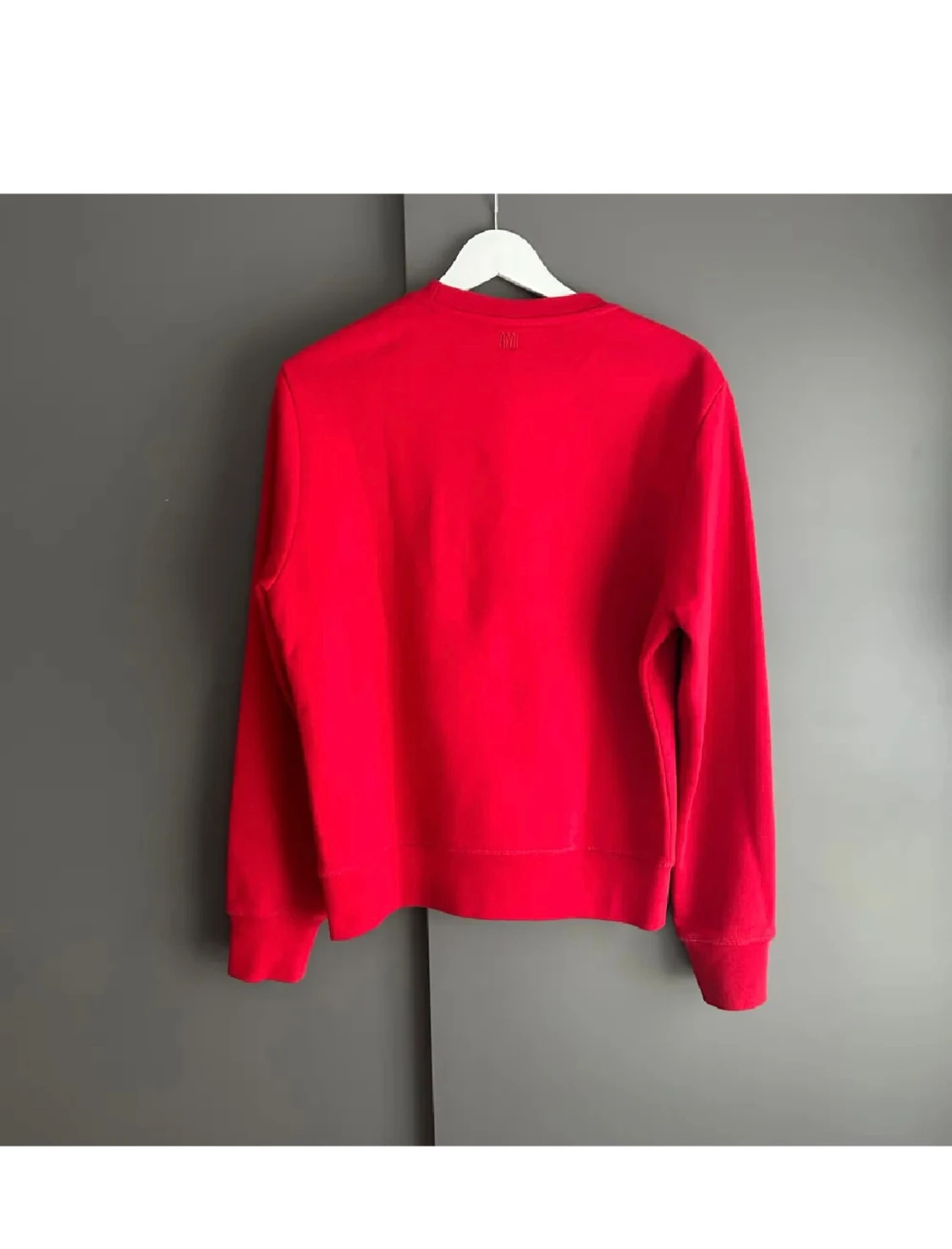 Röd sweatshirt från AMI  - 1