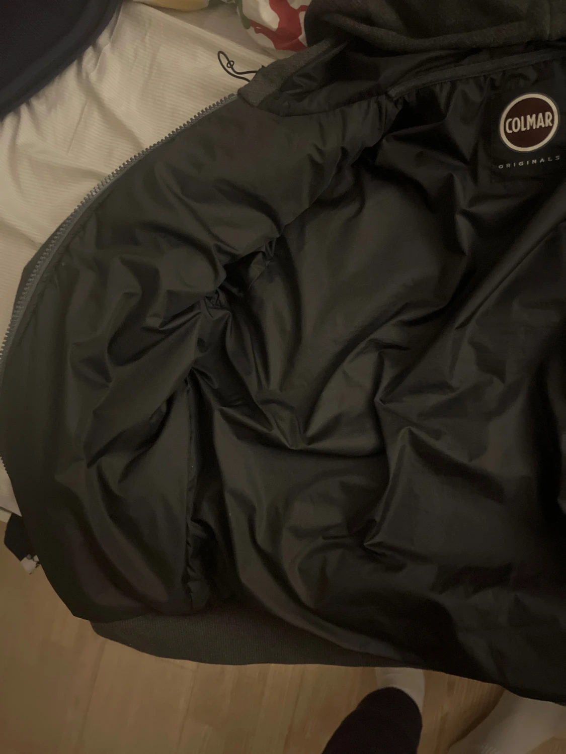 Mörkgrå hoodiejacka från Colmar - 2