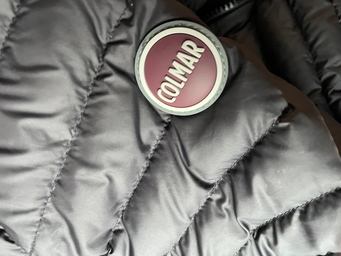 Svart Colmar dunjacka med huva - 3