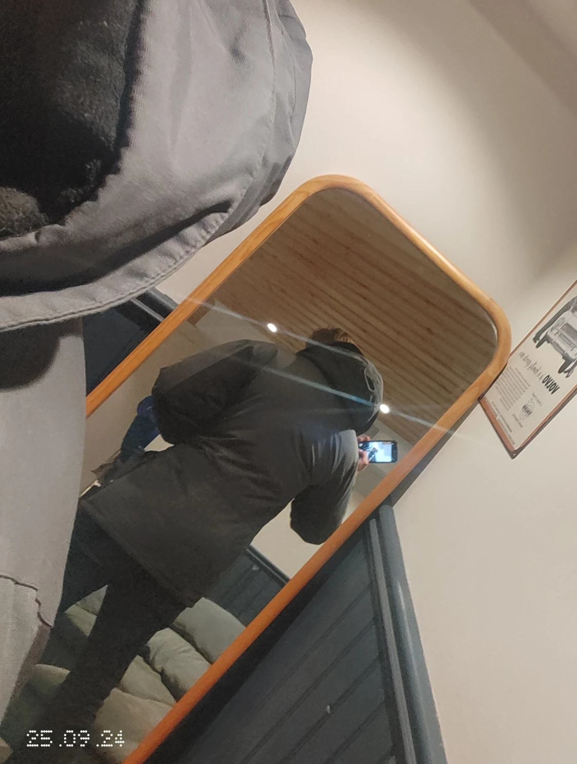 Grå parkajacka från Fjällräven - 1