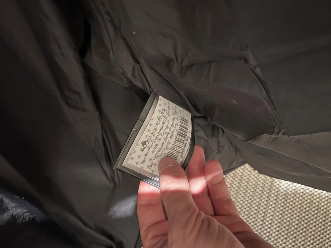 Svart dunjacka från Moose Knuckles - 4